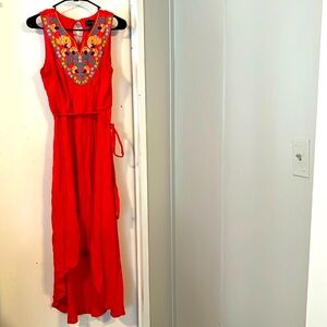 AUW sleeveless maxi dress for women with a cutout on the back.Size 12